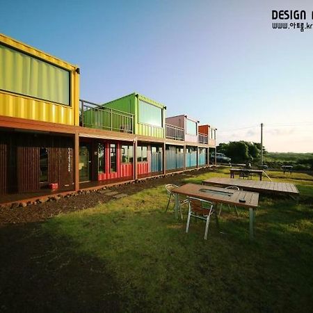 Jjuk Guesthouse Jeju Bagian luar foto