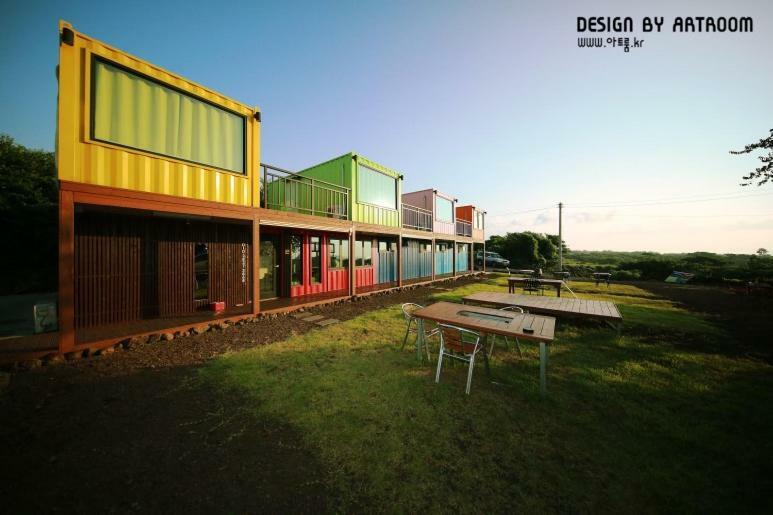 Jjuk Guesthouse Jeju Bagian luar foto